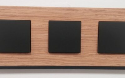 Plaques de finition bois